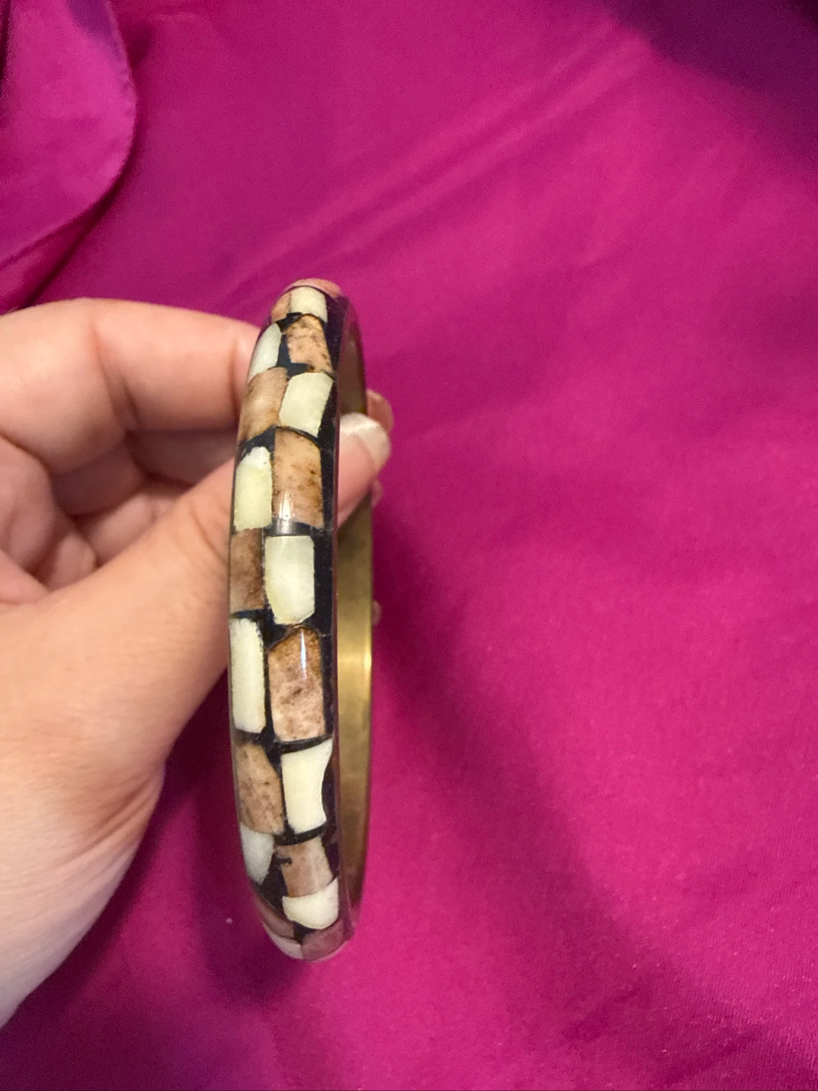 Pulseira rígida efeito mosaico bege e dourado – photo 4